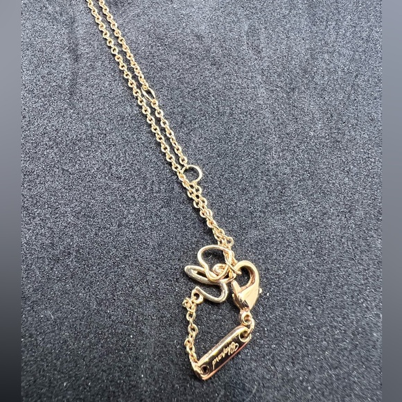 COPY - VCA Stars & Moon Necklace - Picture 6 of 10